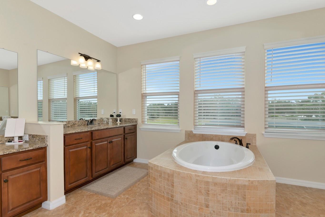Image 32 of 50 For 7315 Bianco Duck Court