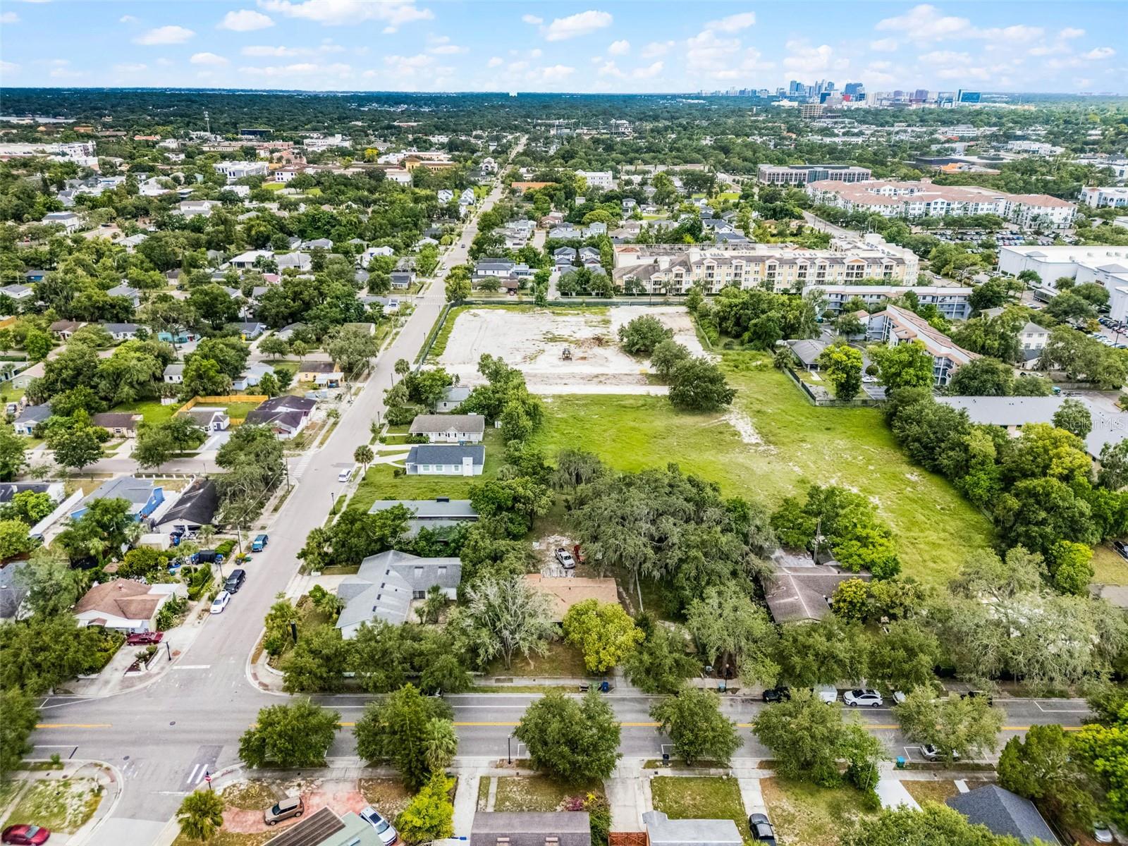 Image 21 of 41 For 770 Webster Avenue Rear Lot