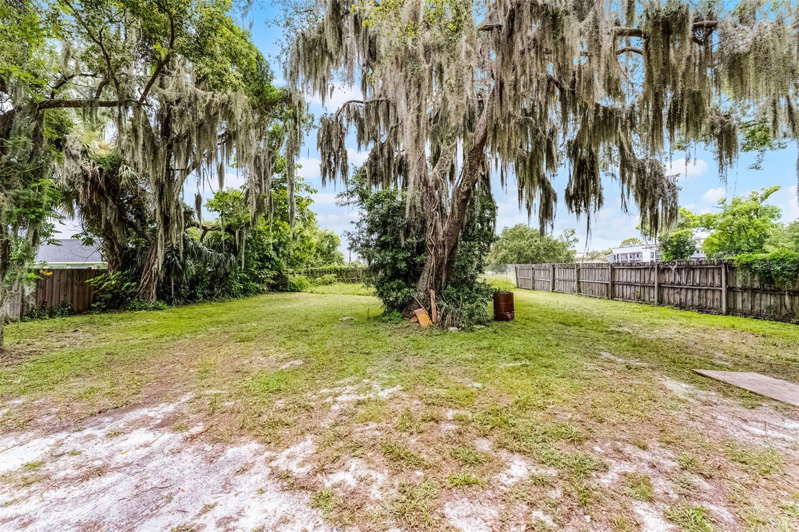 Image 3 of 41 For 770 Webster Avenue Rear Lot