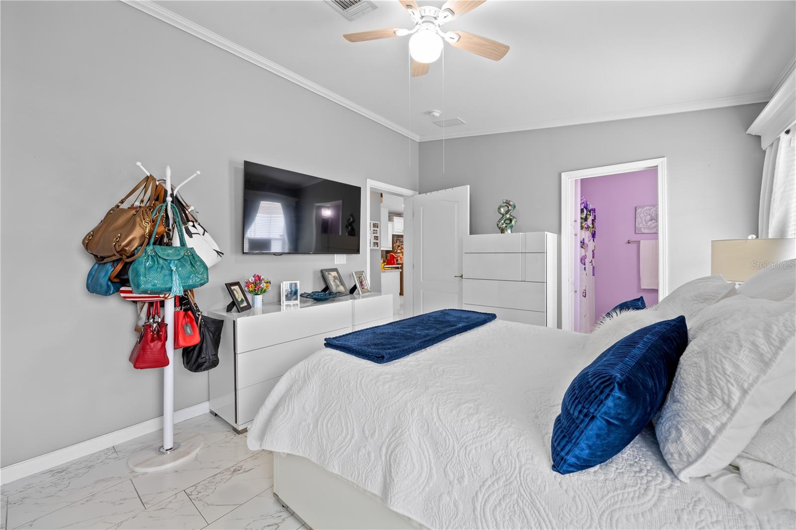 Image 18 of 46 For 1890 83rd Terrace