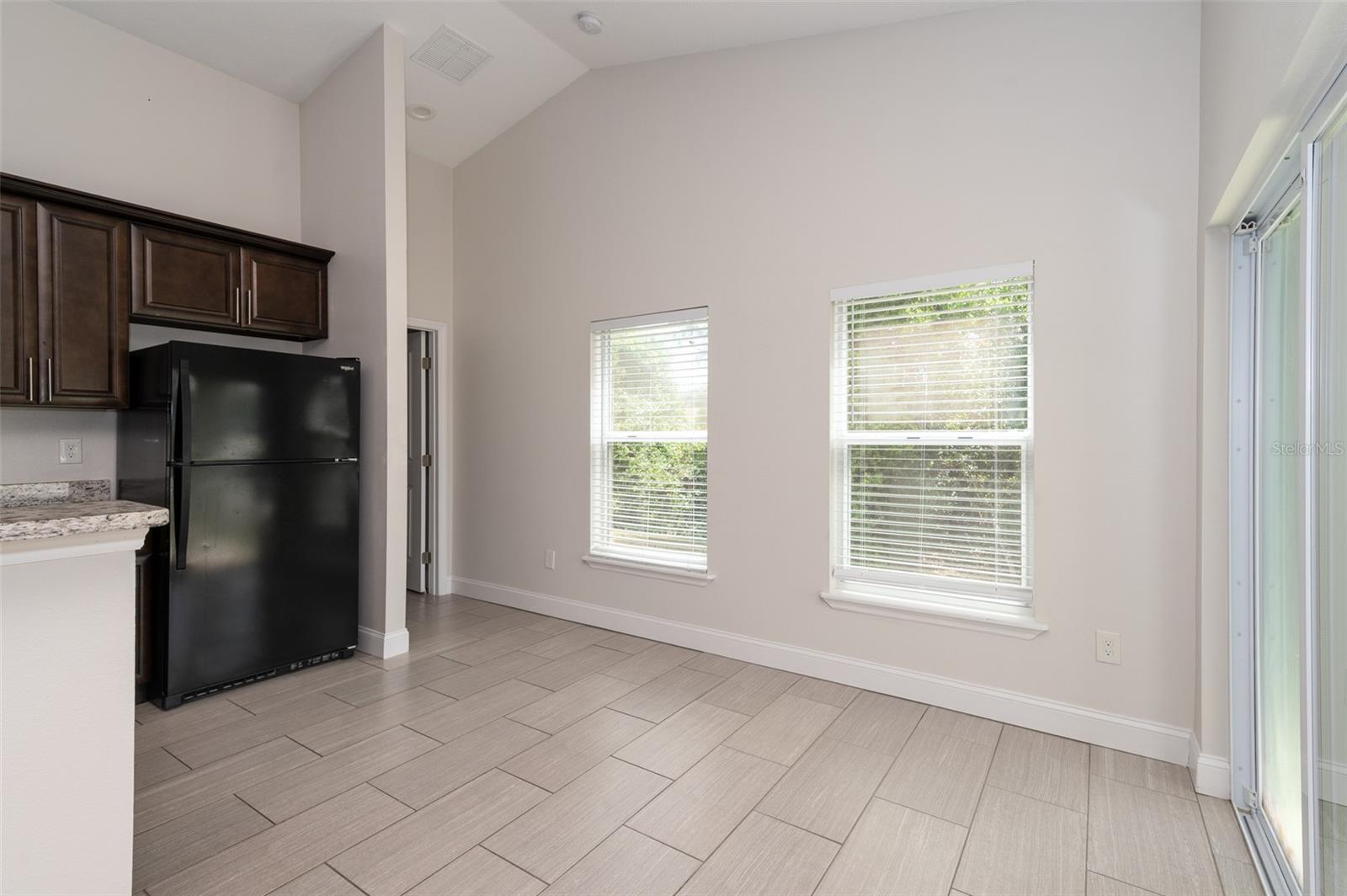 Image 21 of 22 For 2036 Hillview Circle