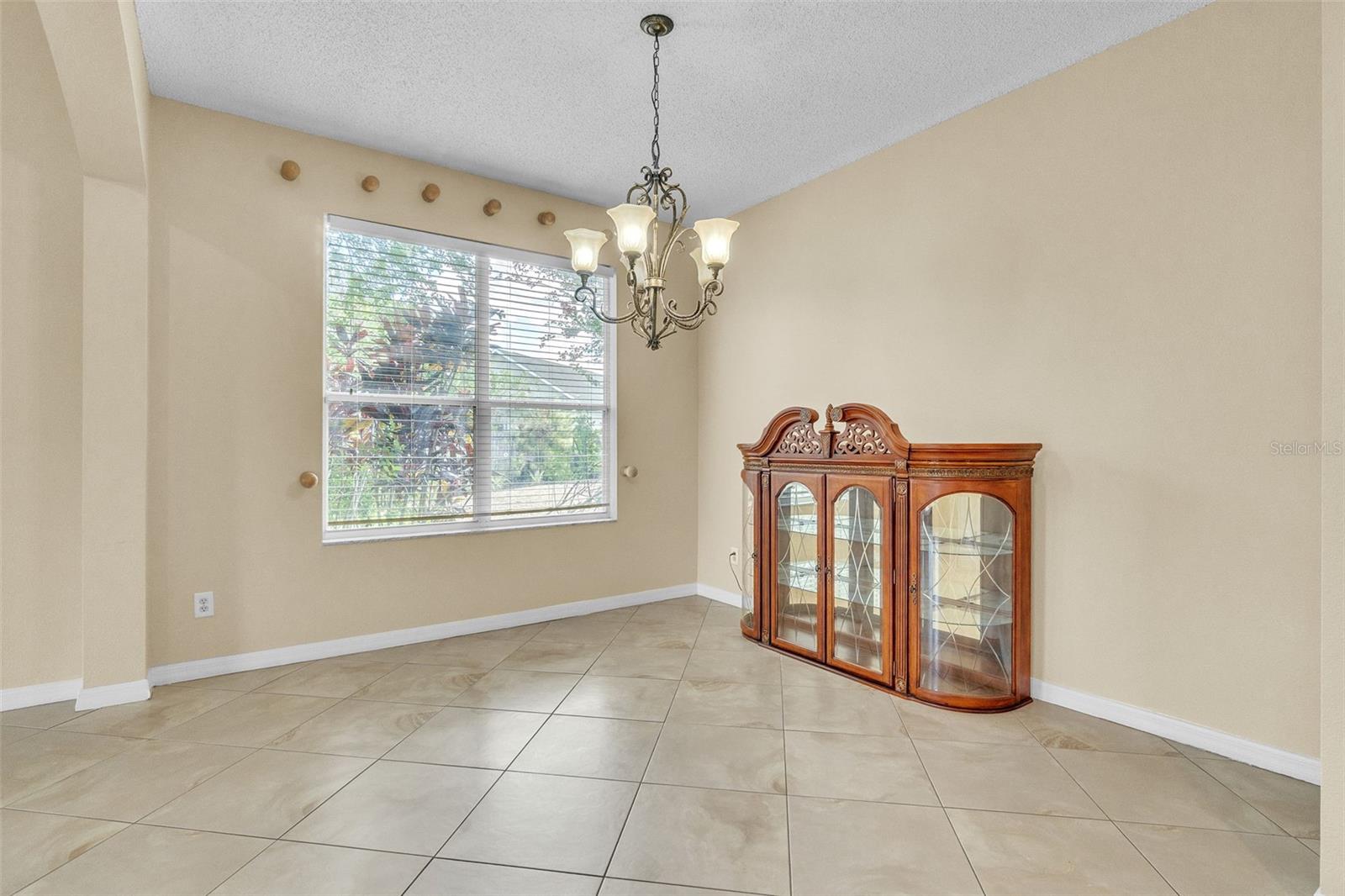 Image 11 of 47 For 14106 Breeze Court