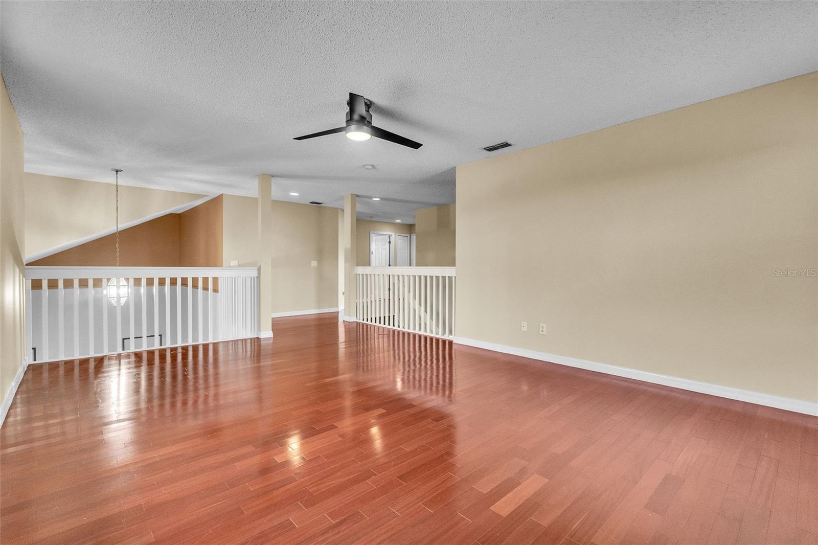 Image 25 of 47 For 14106 Breeze Court
