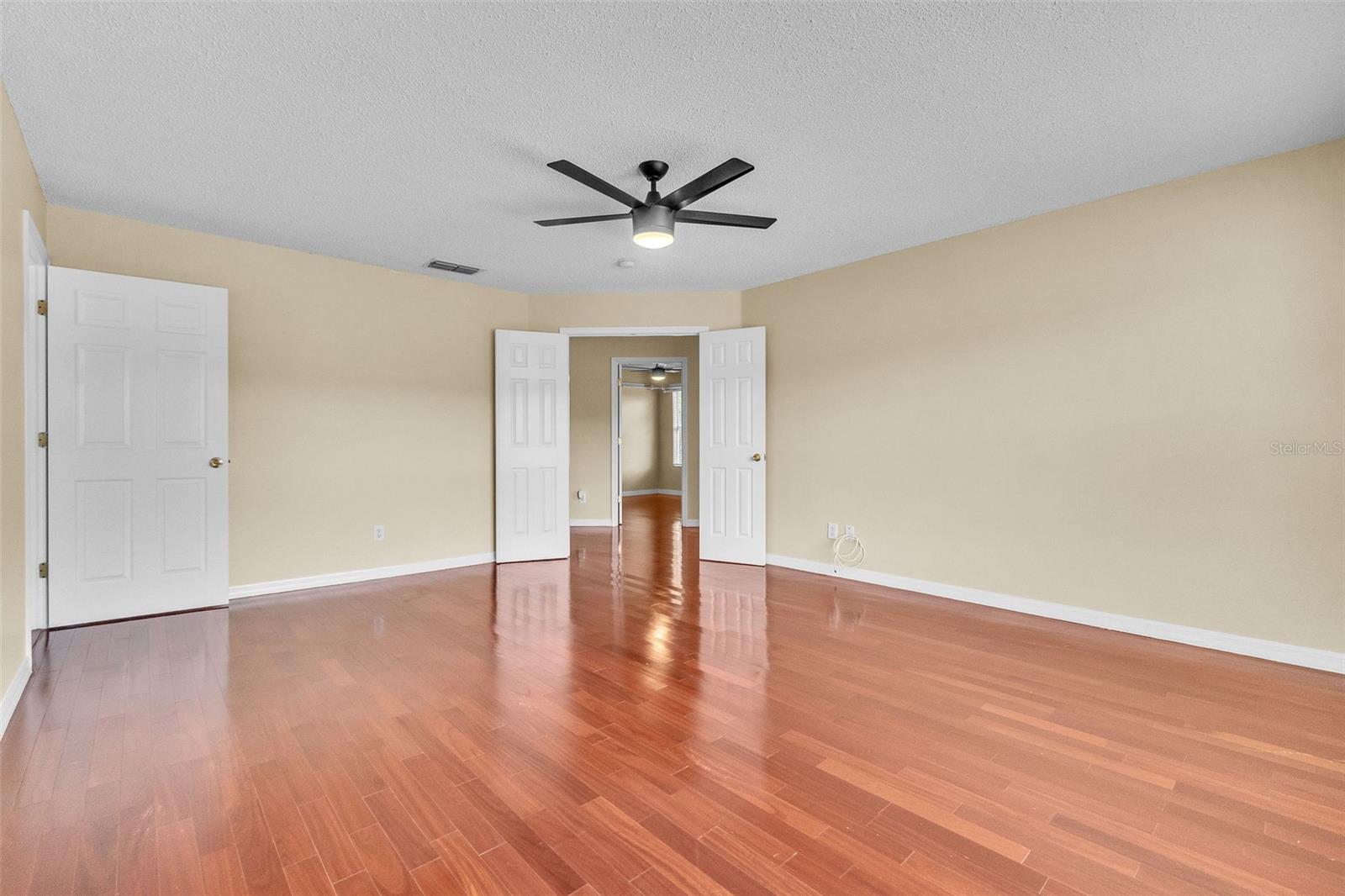 Image 26 of 47 For 14106 Breeze Court