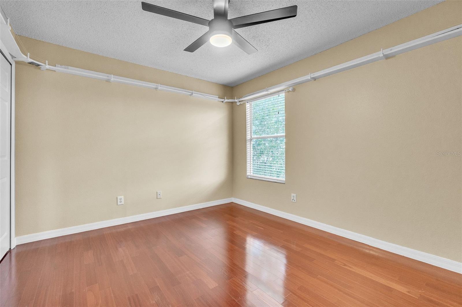Image 32 of 47 For 14106 Breeze Court