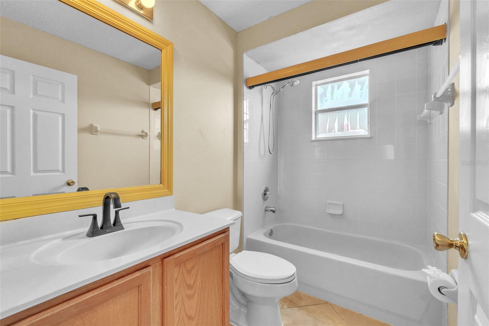 Image 37 of 47 For 14106 Breeze Court