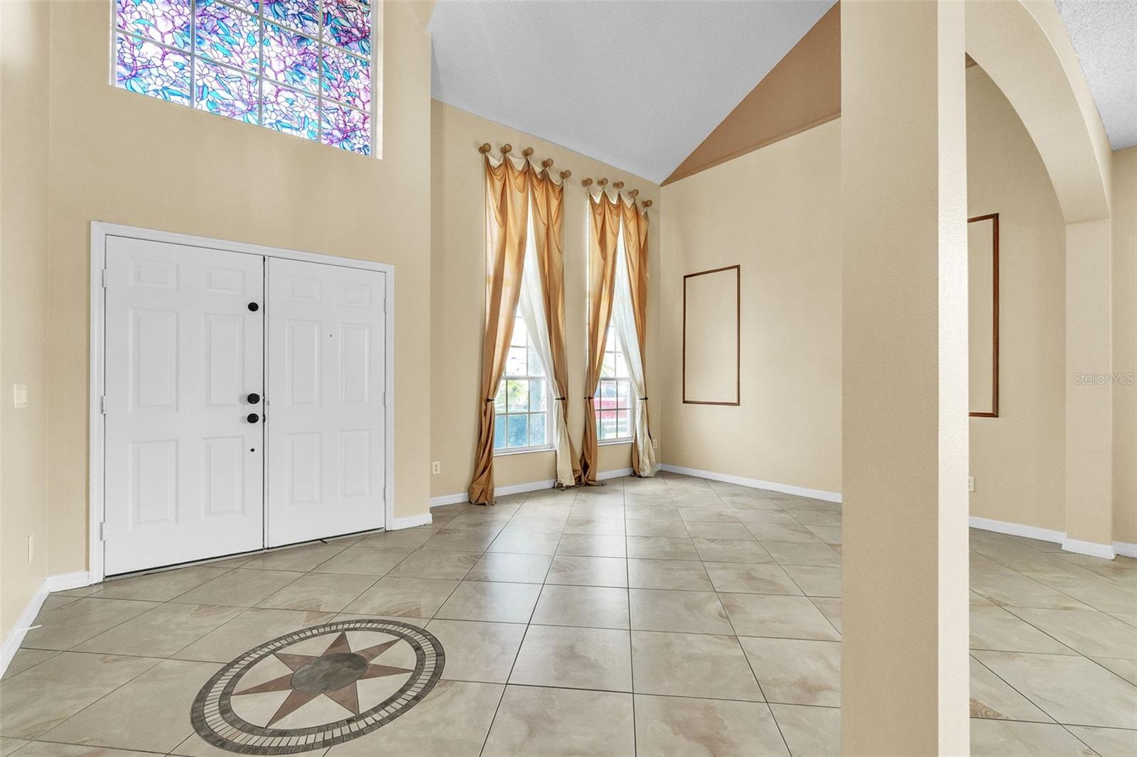 Image 5 of 47 For 14106 Breeze Court