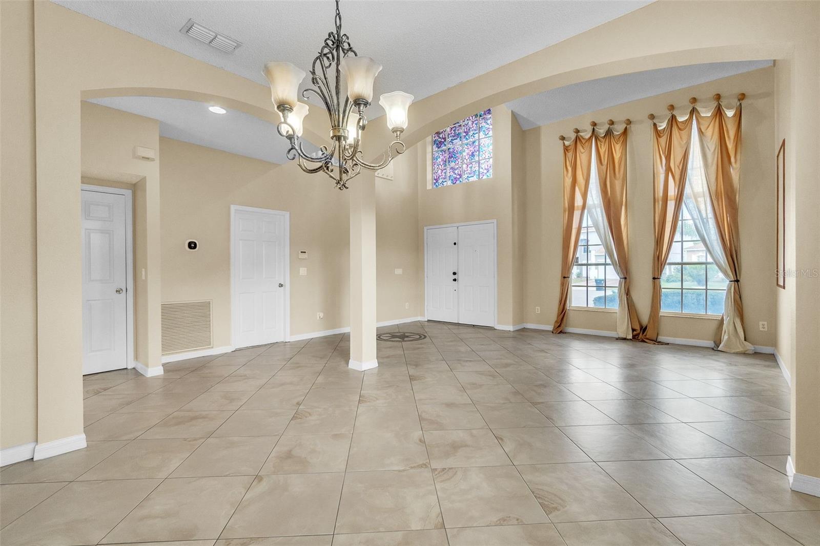 Image 7 of 47 For 14106 Breeze Court