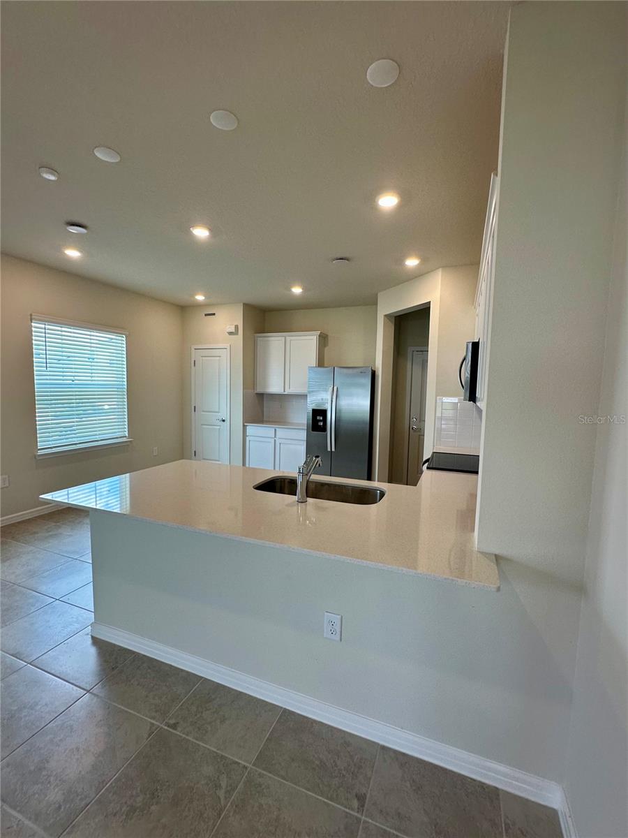 Image 11 of 33 For 2502 Winsome Way