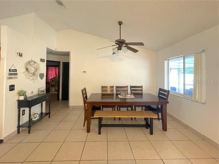 Image 4 of 23 For 2011 Gamboge Drive