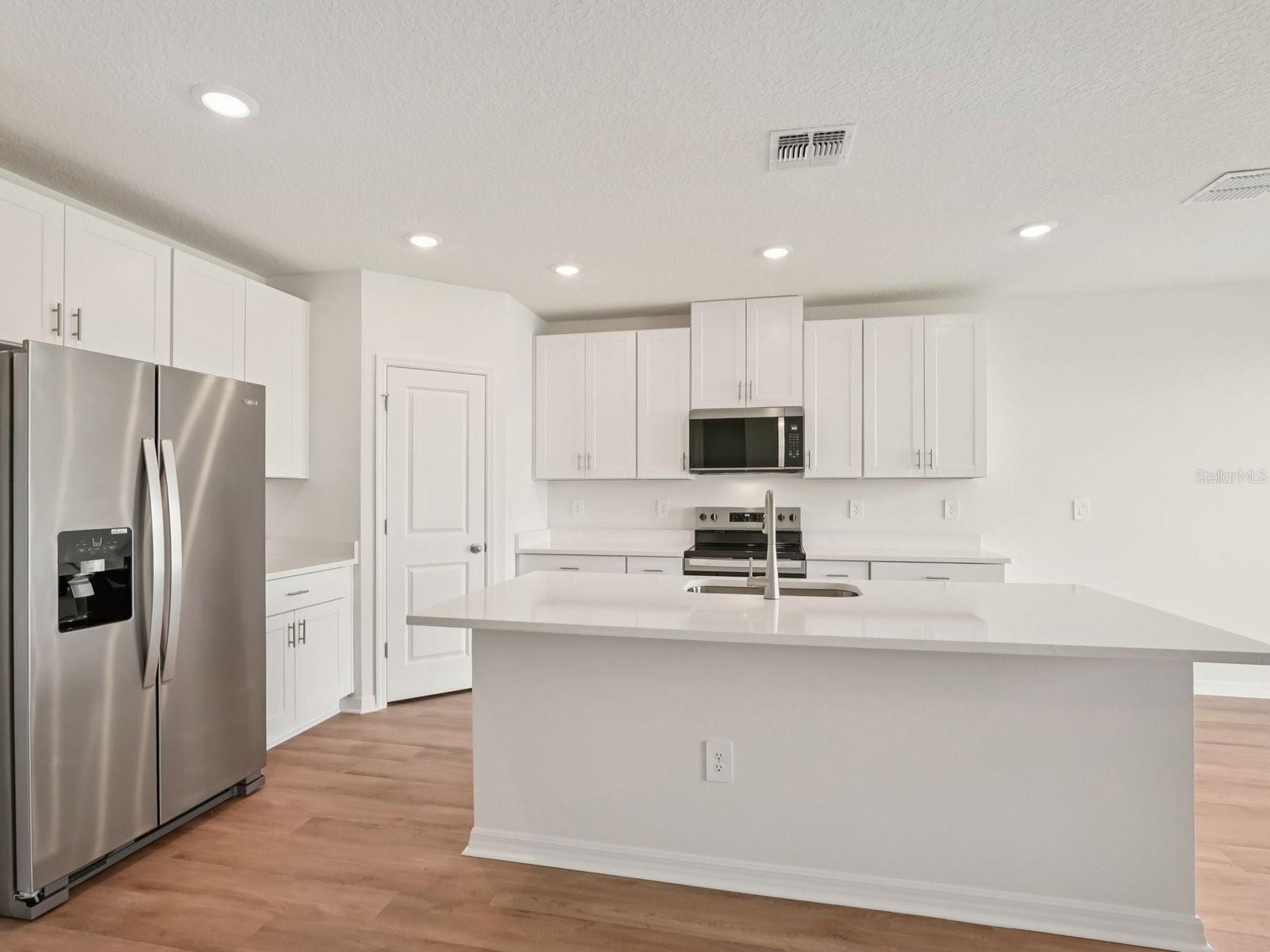 Image 10 of 35 For 7715 Gilchrist Springs Drive