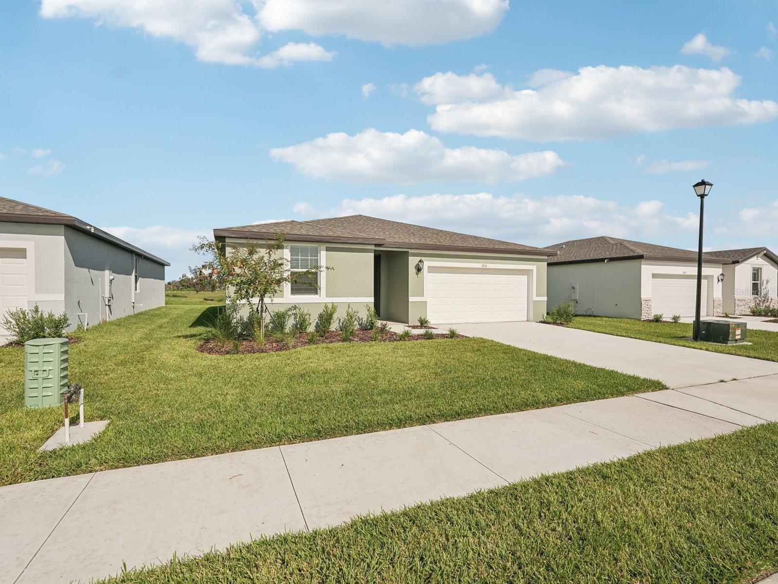 Image 4 of 35 For 7715 Gilchrist Springs Drive