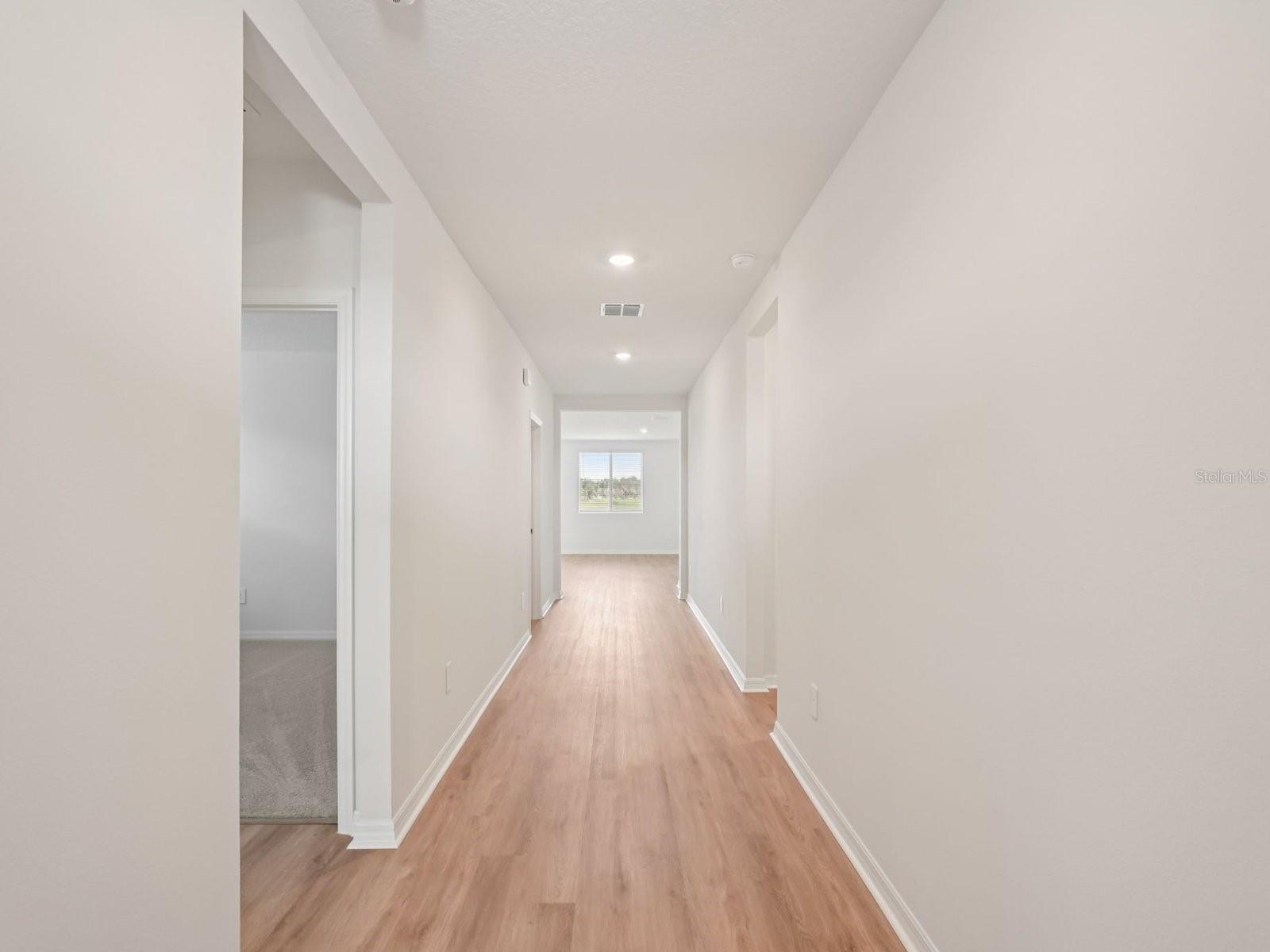 Image 5 of 35 For 7715 Gilchrist Springs Drive