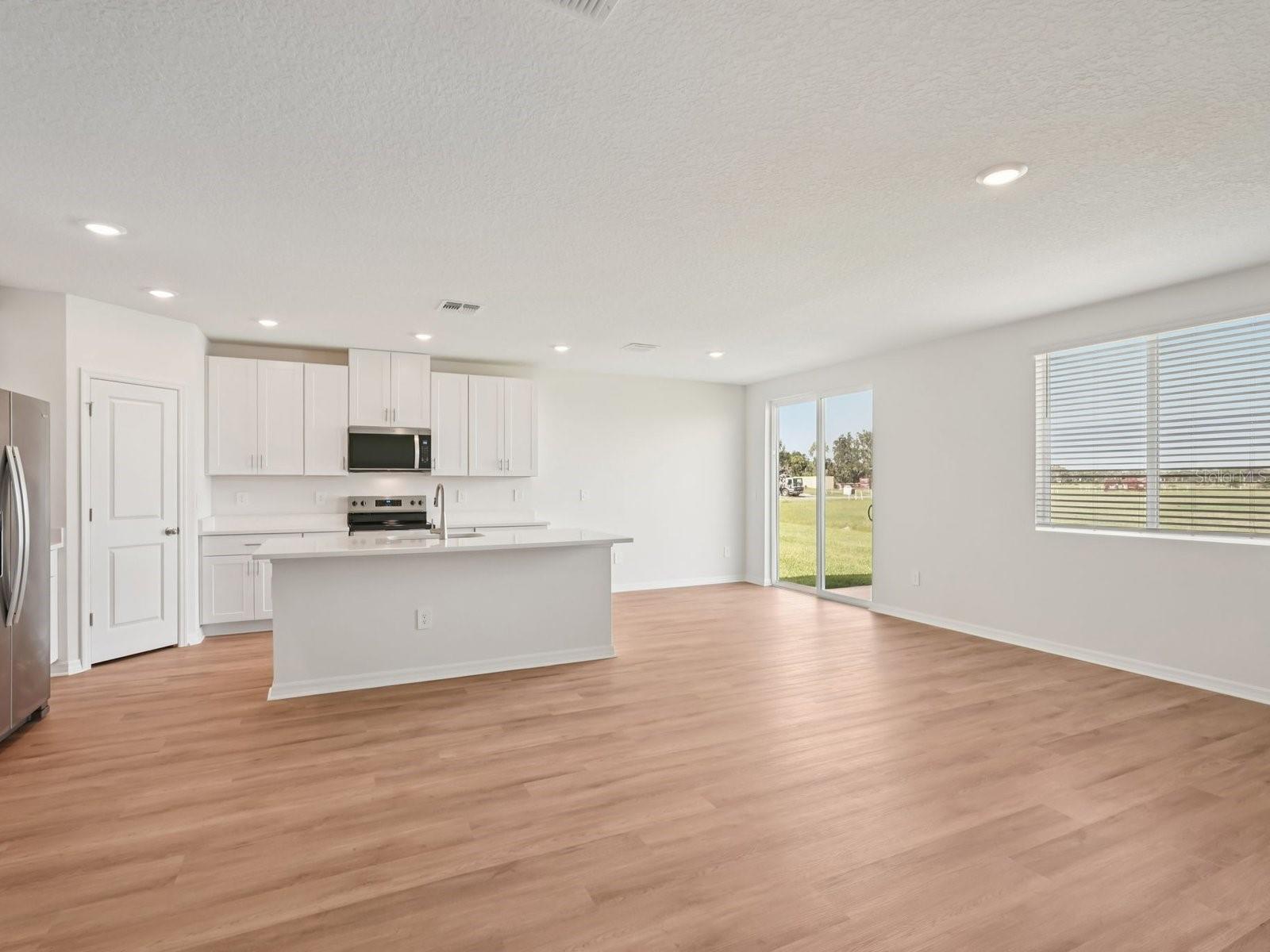 Image 6 of 35 For 7715 Gilchrist Springs Drive