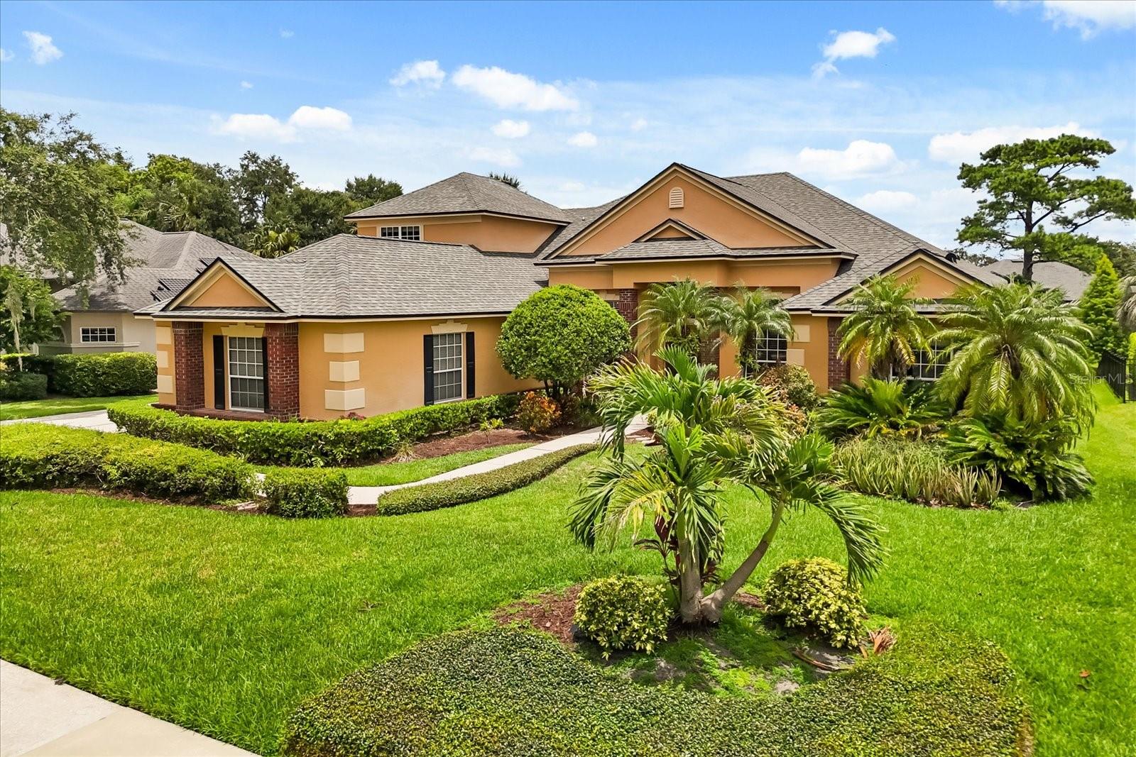 Image 2 of 39 For 213 Heatherwood Court