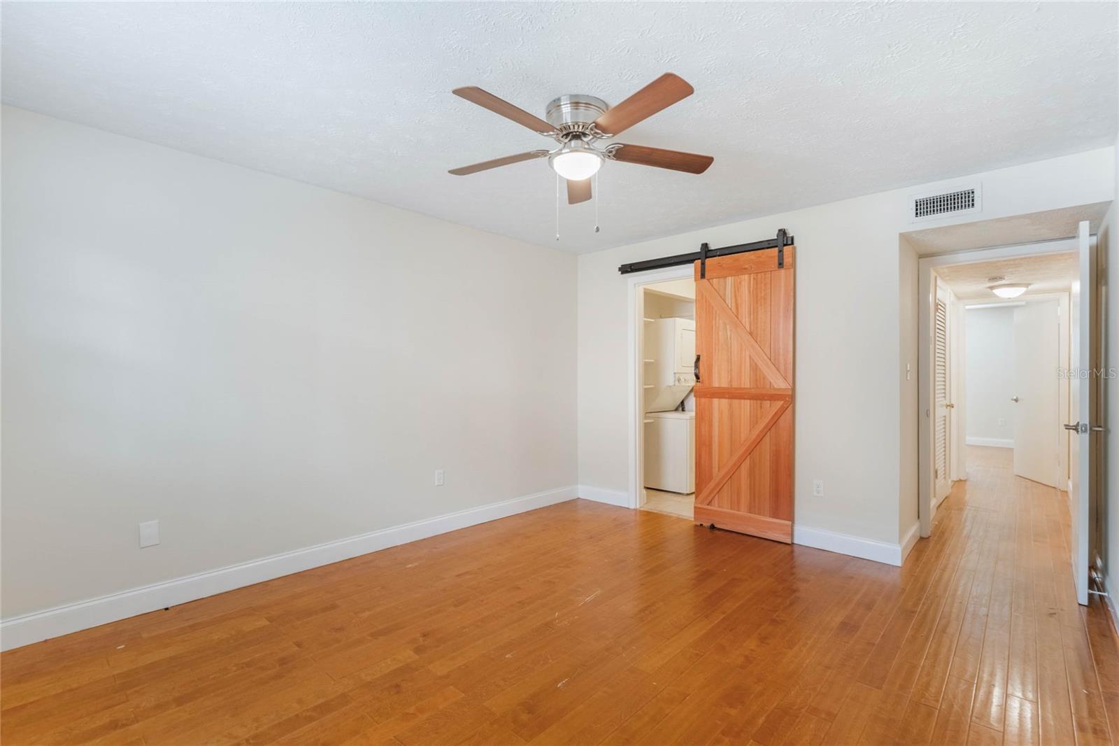 Image 15 of 20 For 4212 Lake Underhill Road 5