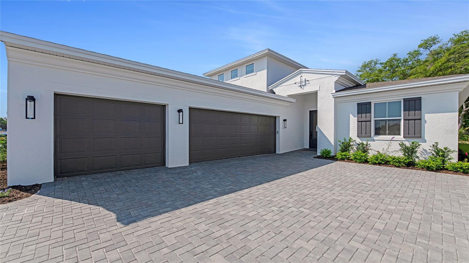 Image 2 of 39 For 1235 Cresswind Boulevard