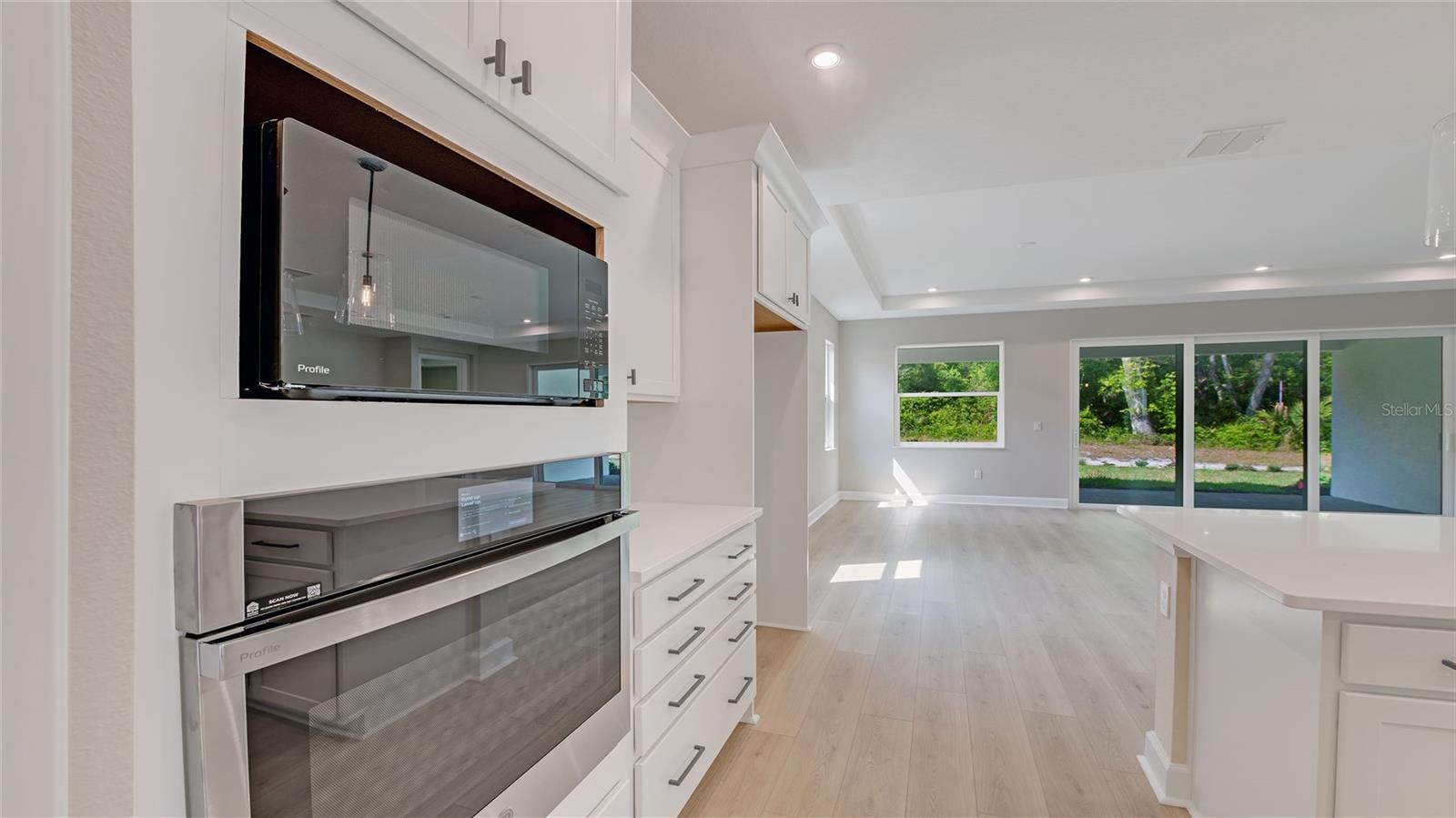 Image 7 of 39 For 1235 Cresswind Boulevard