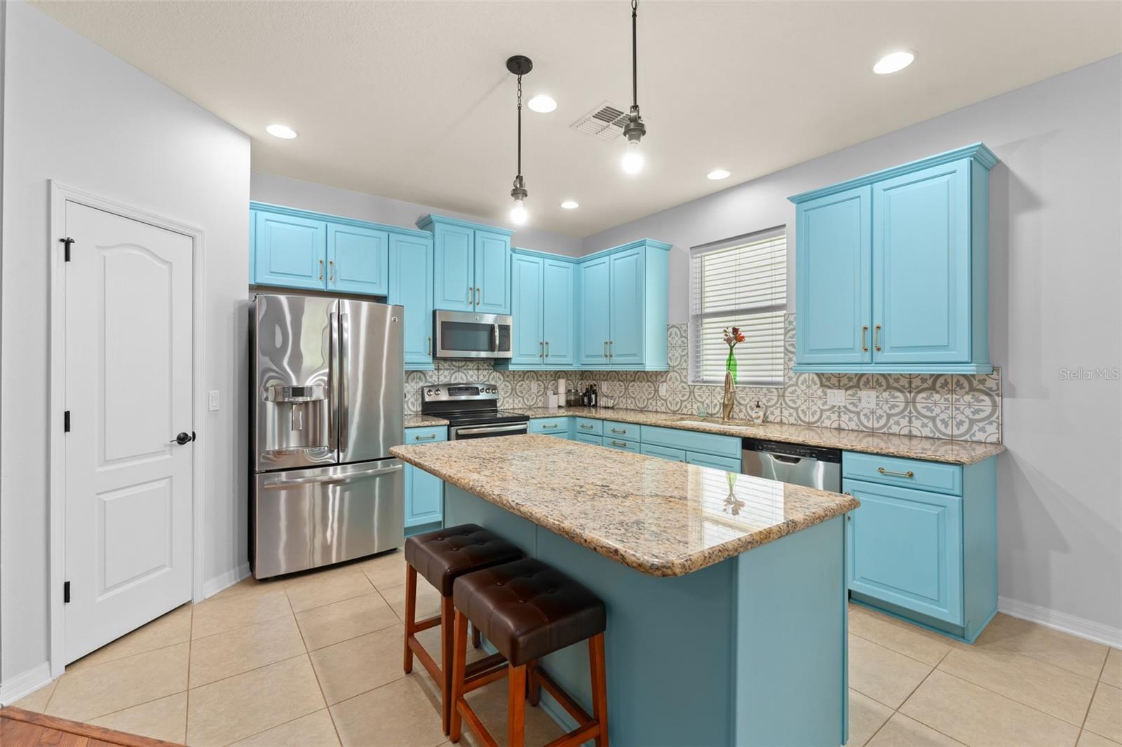 Image 18 of 38 For 8065 Pleasant Pine Circle