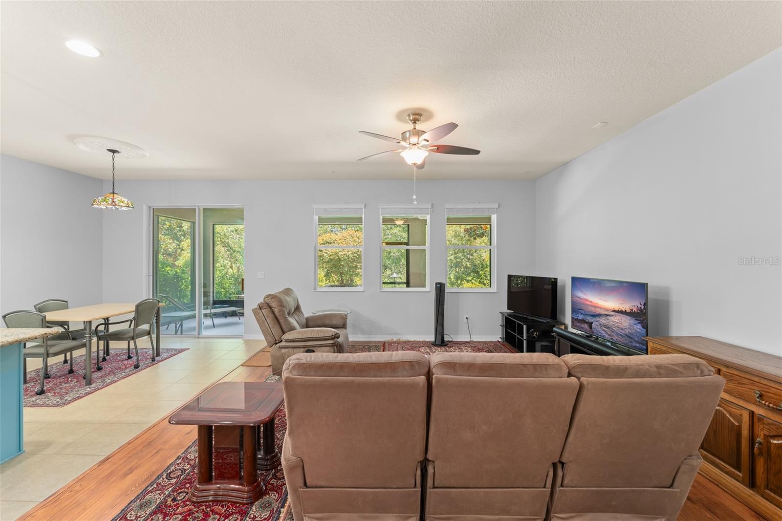 Image 22 of 38 For 8065 Pleasant Pine Circle