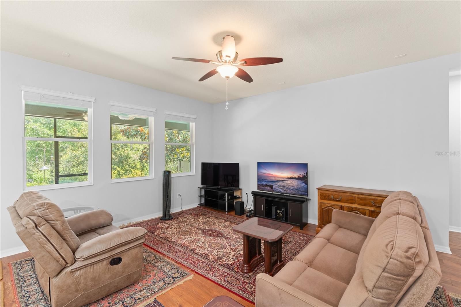 Image 25 of 38 For 8065 Pleasant Pine Circle