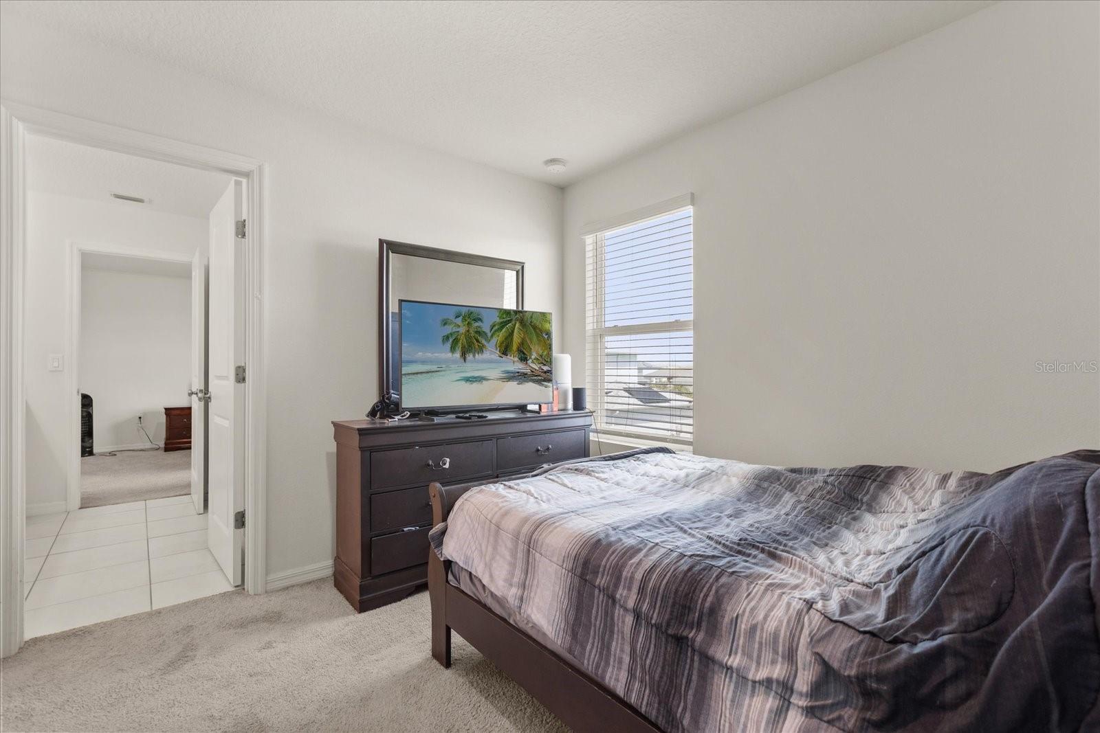 Image 14 of 51 For 384 Quarry Rock Circle