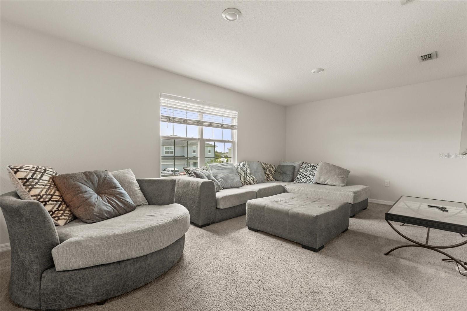 Image 27 of 51 For 384 Quarry Rock Circle