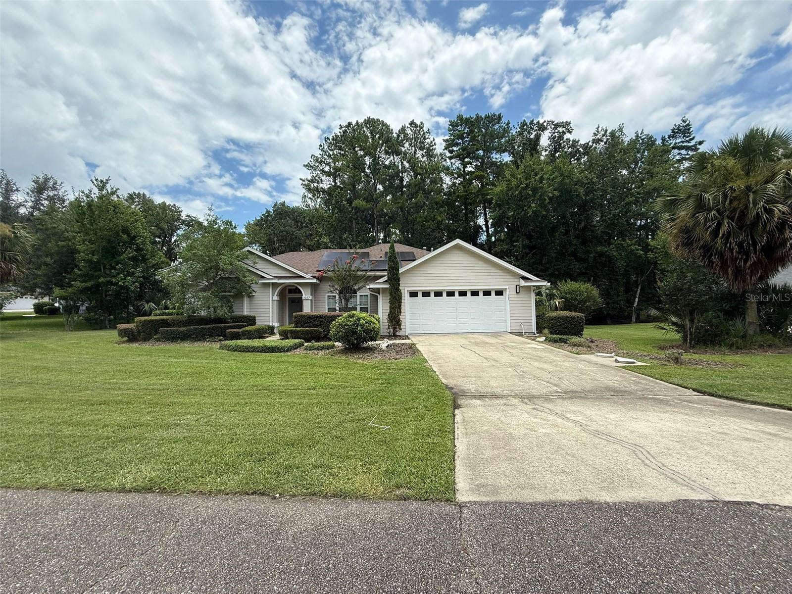 Image 2 of 68 For 11927 69 Way 8