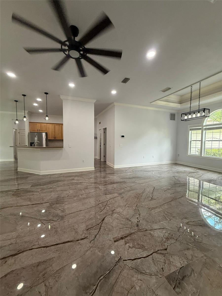 Image 20 of 68 For 11927 69 Way 8