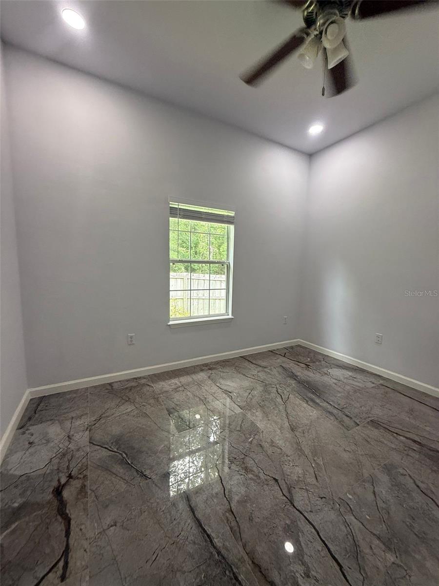 Image 31 of 68 For 11927 69 Way 8