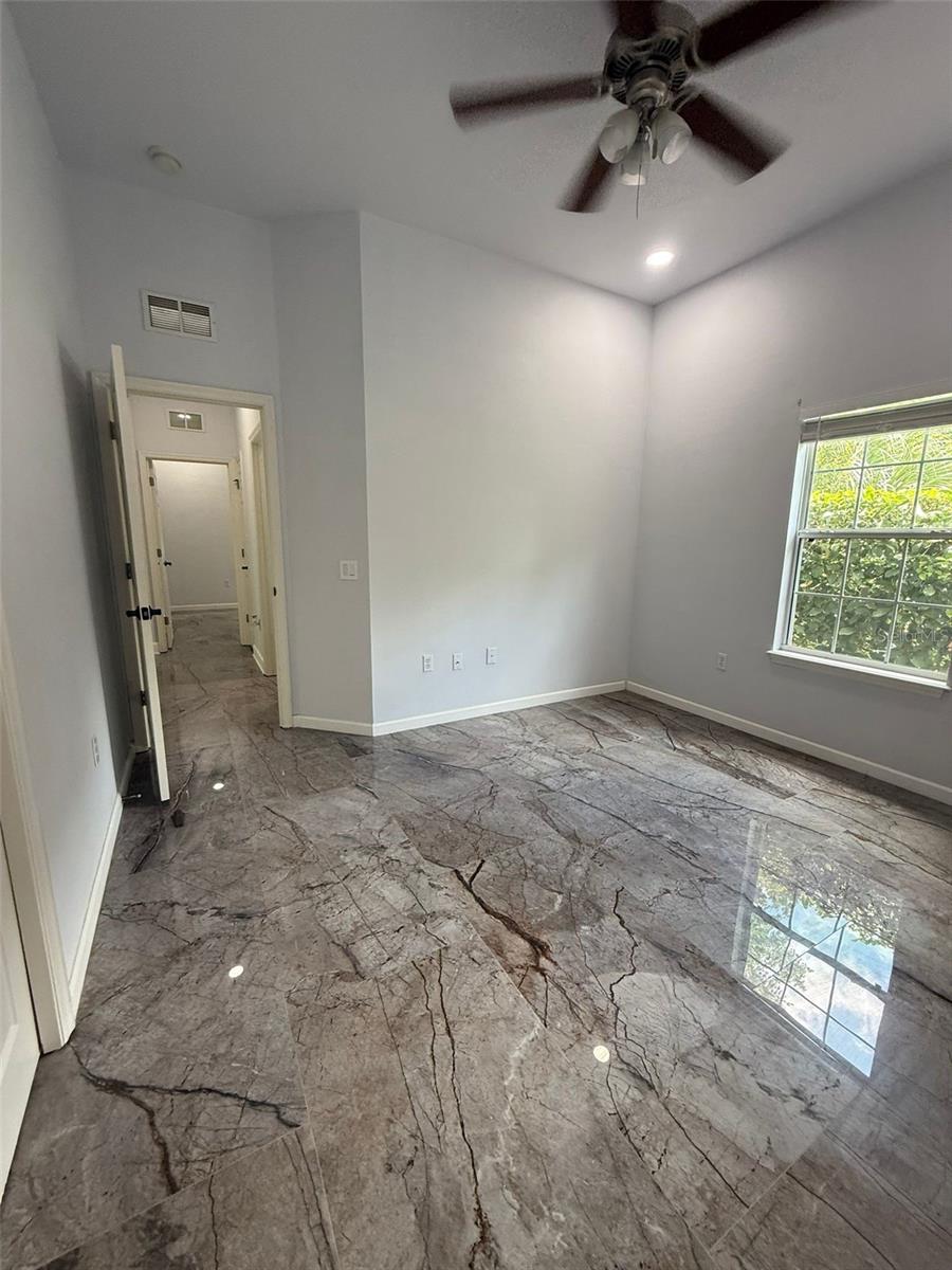 Image 40 of 68 For 11927 69 Way 8