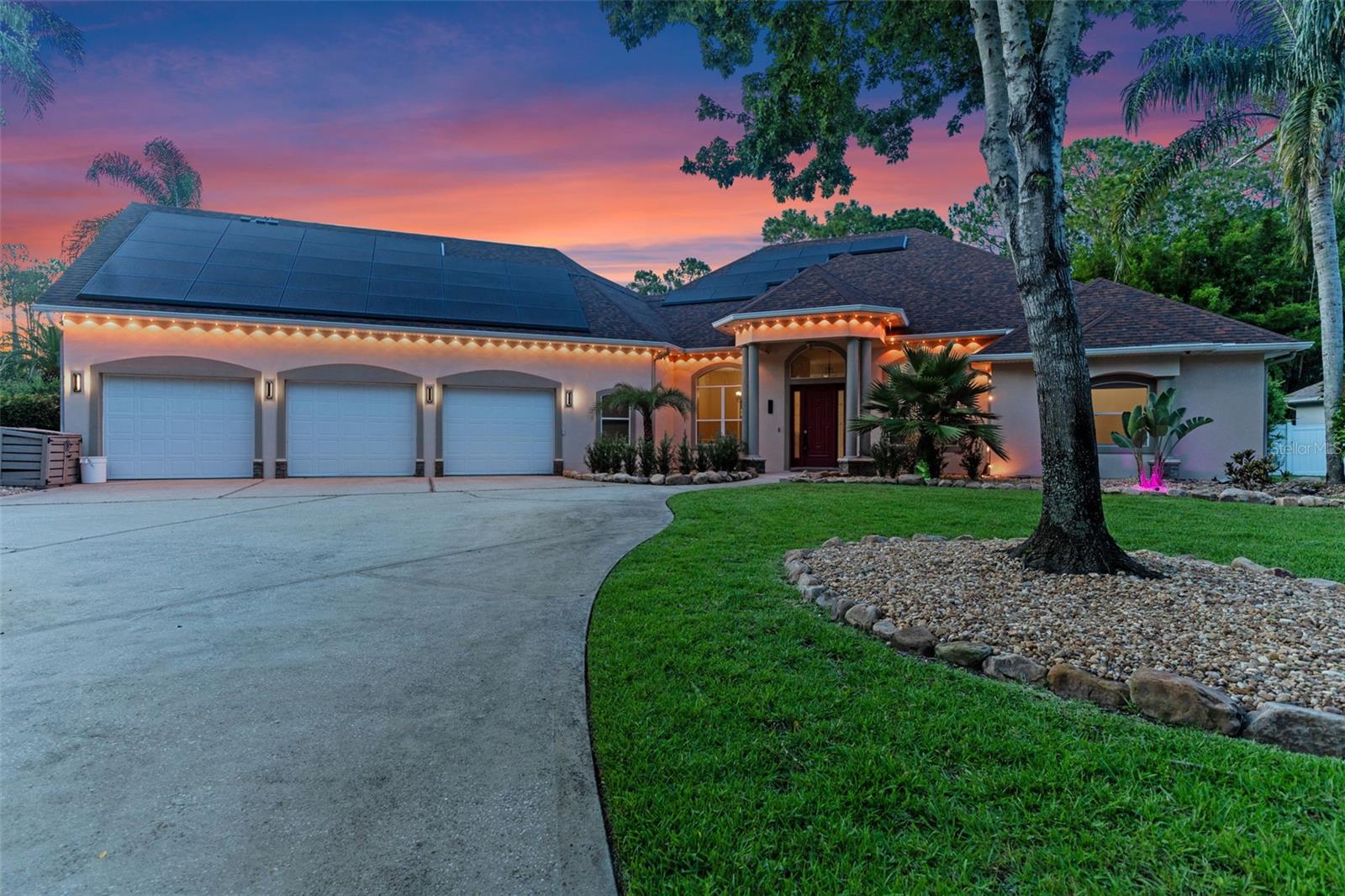 Image 2 of 39 For 32 Allenwood Look