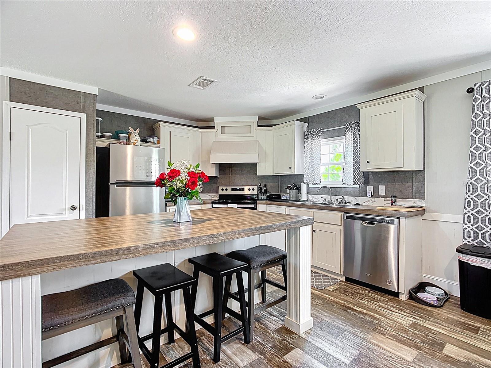 Image 20 of 59 For 159 Woodstork Way