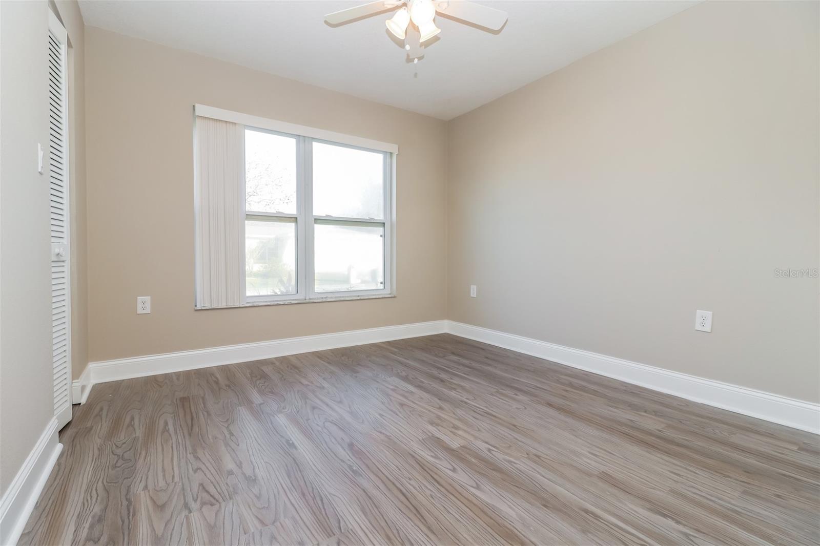 Image 11 of 16 For 9351 Dresden Lane