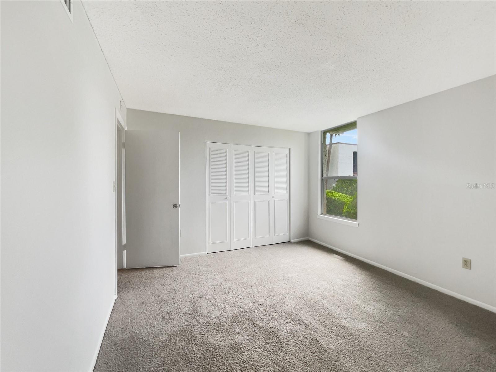 Image 10 of 18 For 524 Orange Drive 22