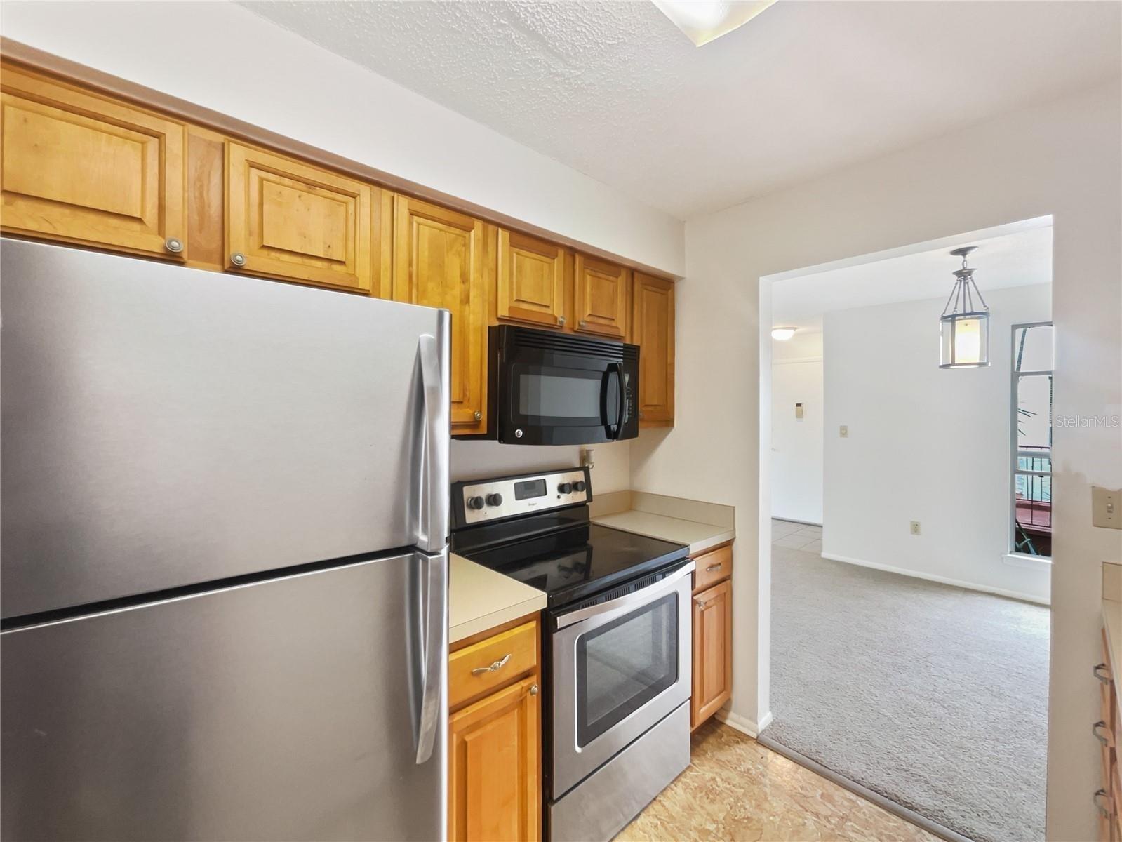 Image 7 of 18 For 524 Orange Drive 22