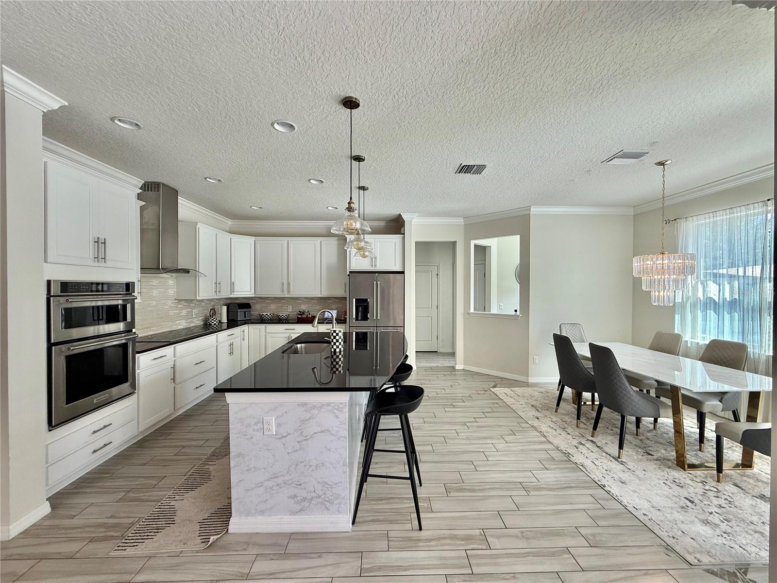 Image 6 of 14 For 14117 Larkspur Lake Drive