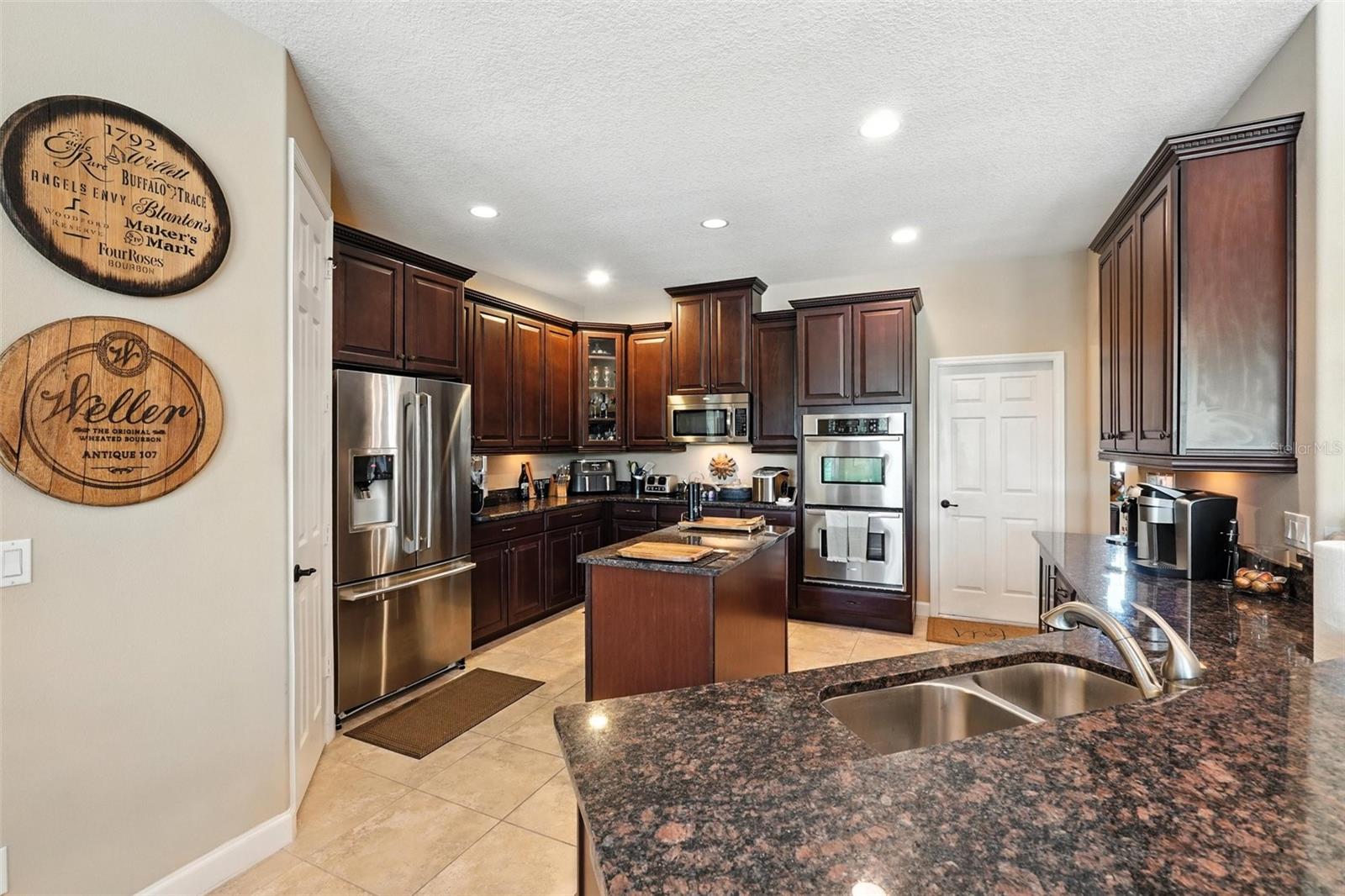 Image 33 of 69 For 4712 Legacy Oaks Drive