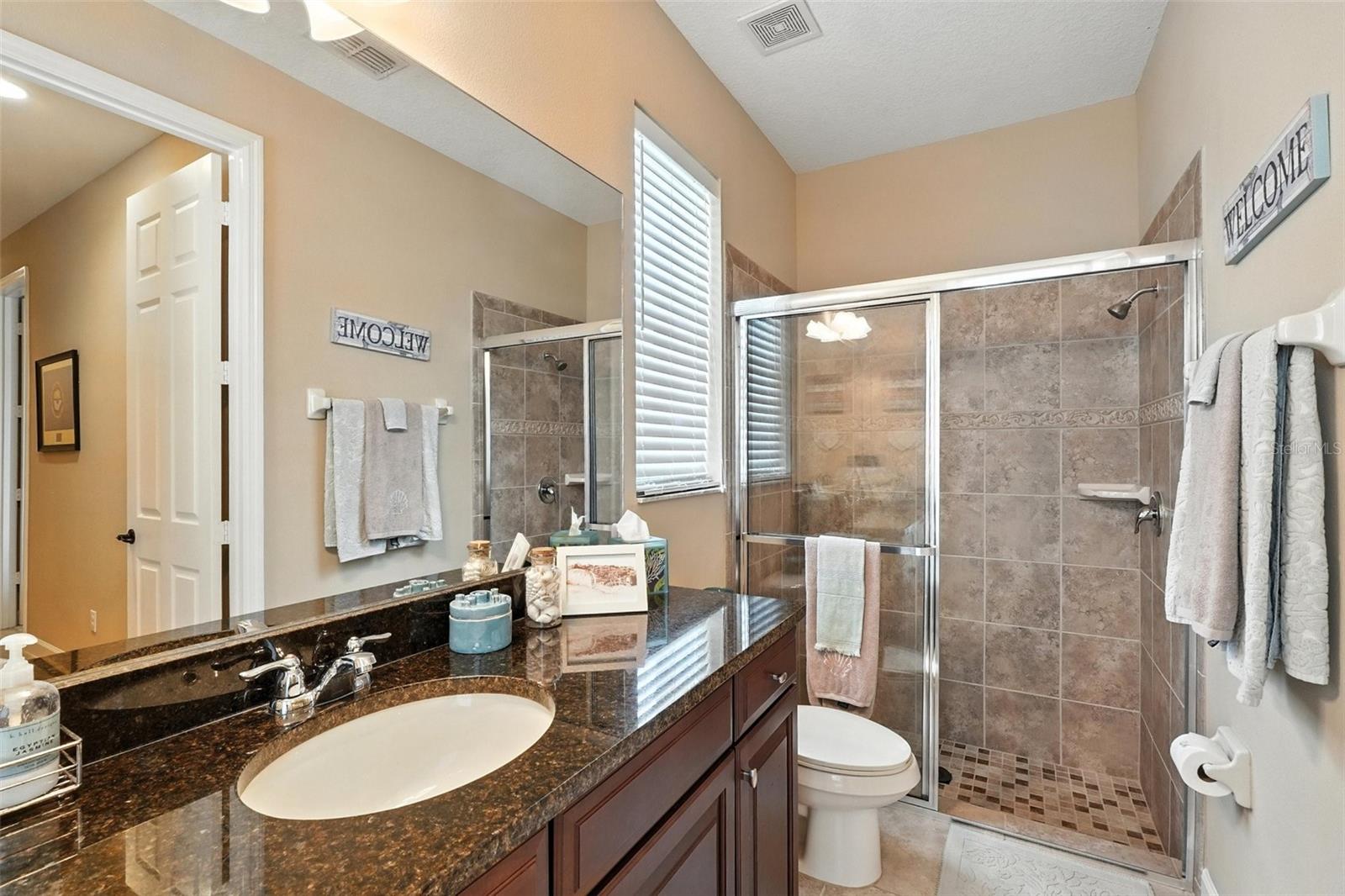 Image 48 of 69 For 4712 Legacy Oaks Drive