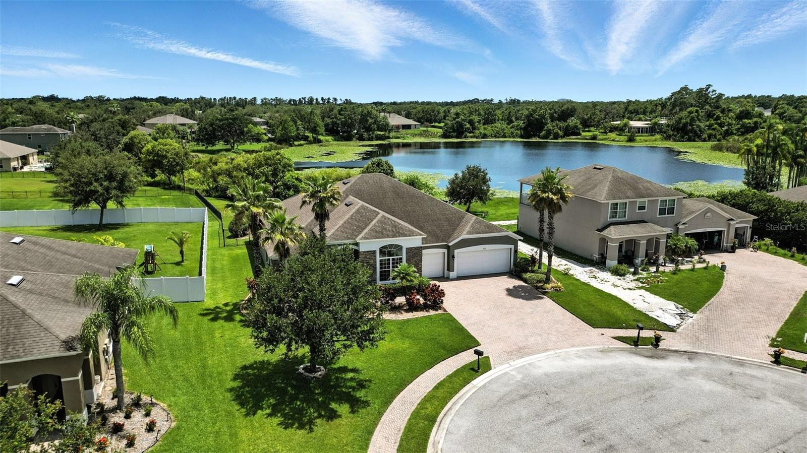 Image 5 of 69 For 4712 Legacy Oaks Drive