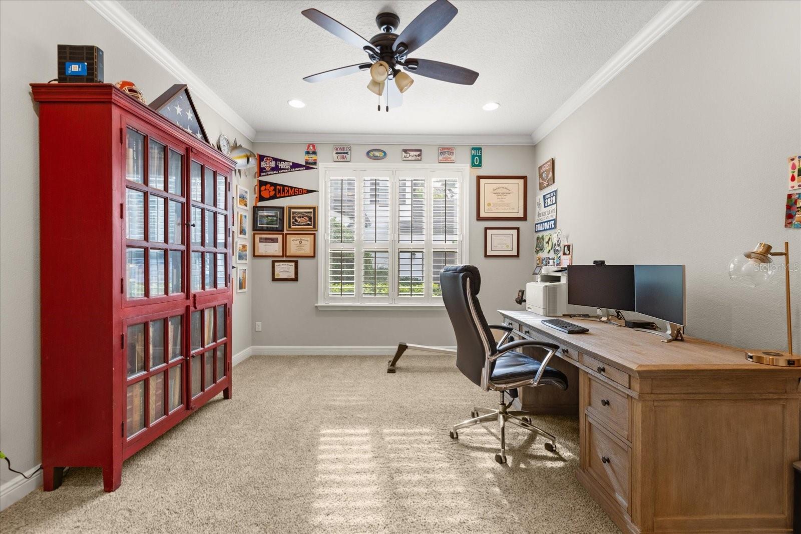 Image 18 of 49 For 910 Sherbourne Circle