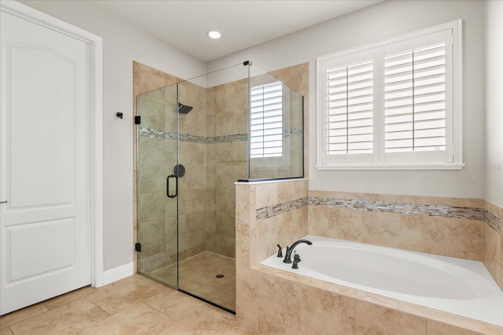 Image 24 of 49 For 910 Sherbourne Circle