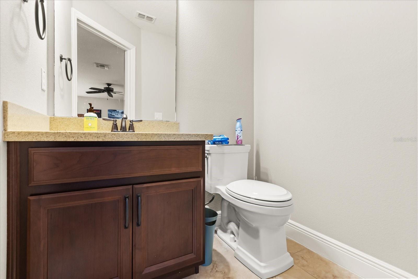 Image 37 of 49 For 910 Sherbourne Circle