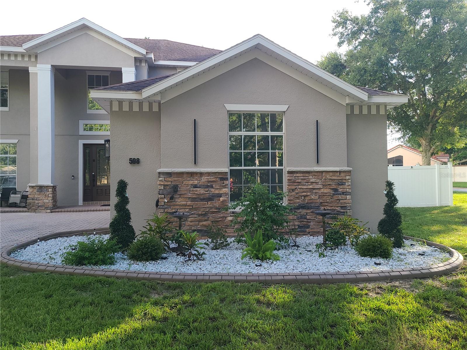 Image 2 of 15 For 598 Errol Parkway