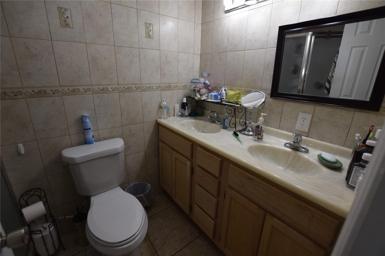 Image 21 of 25 For 6220 Lynette Street