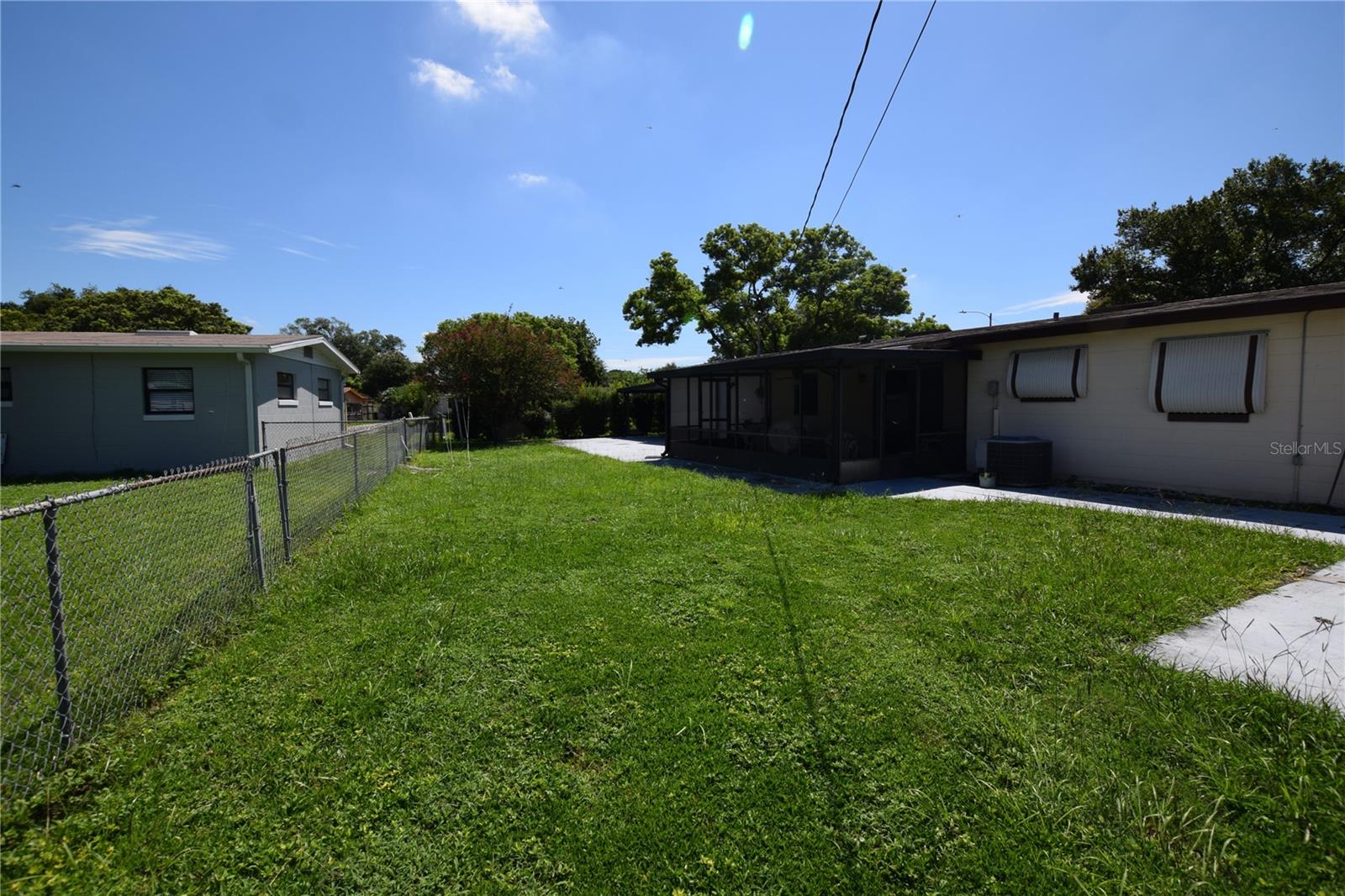 Image 5 of 25 For 6220 Lynette Street