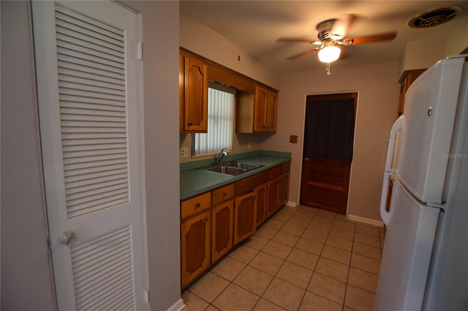 Image 8 of 25 For 6220 Lynette Street