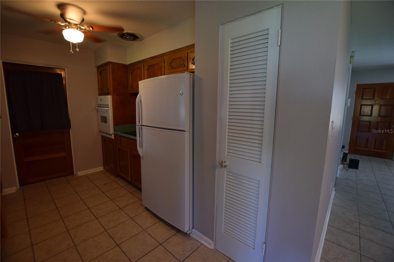 Image 9 of 25 For 6220 Lynette Street