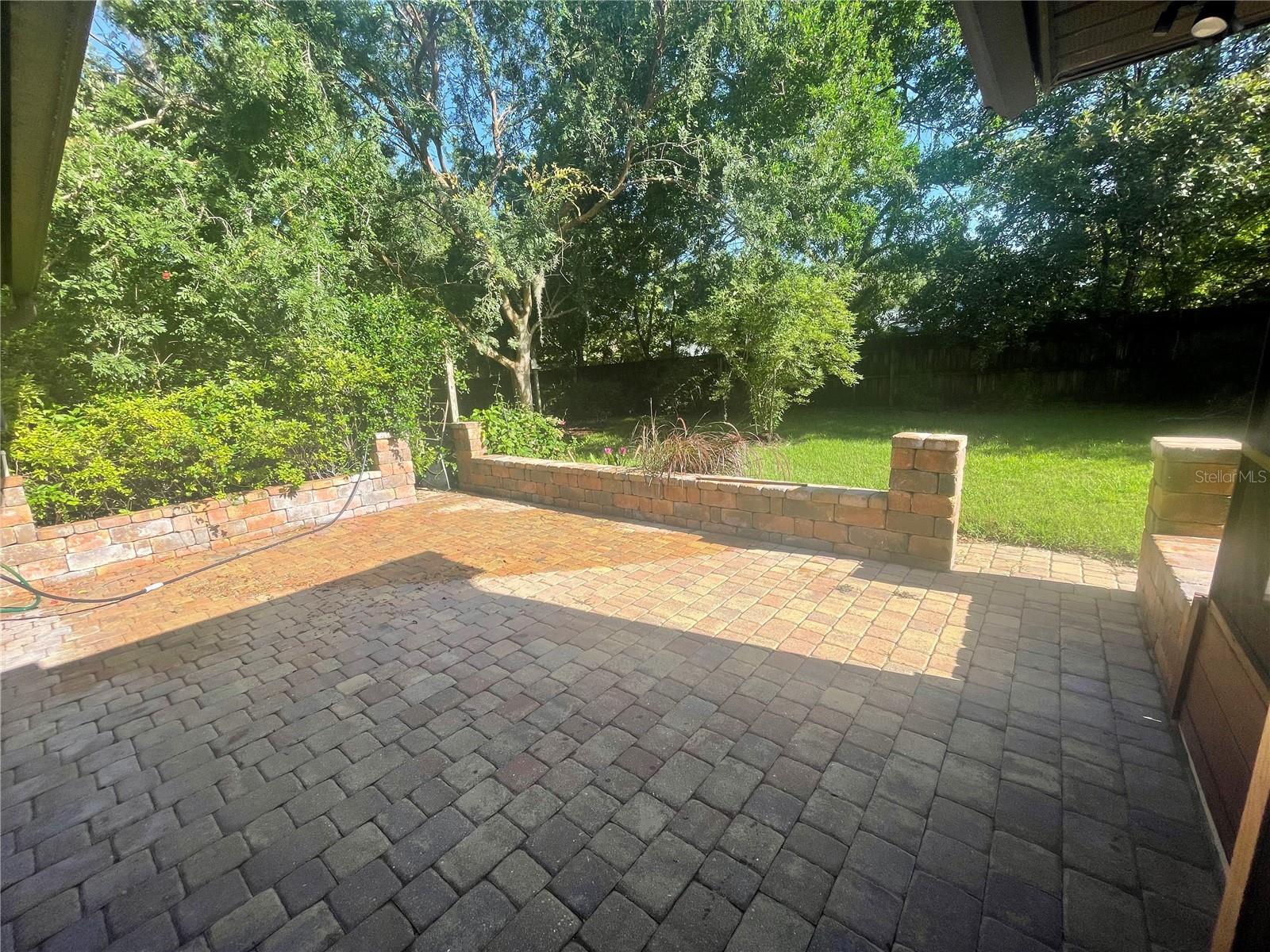 Image 32 of 35 For 5735 Jacqulyn Drive