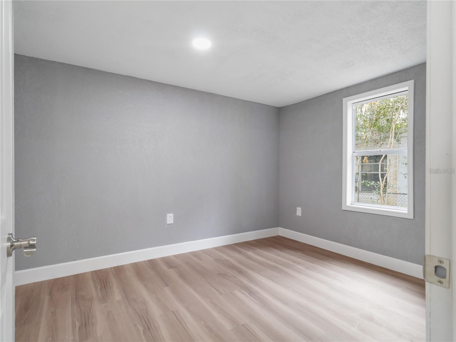 Image 11 of 23 For 101 Glenwood Avenue